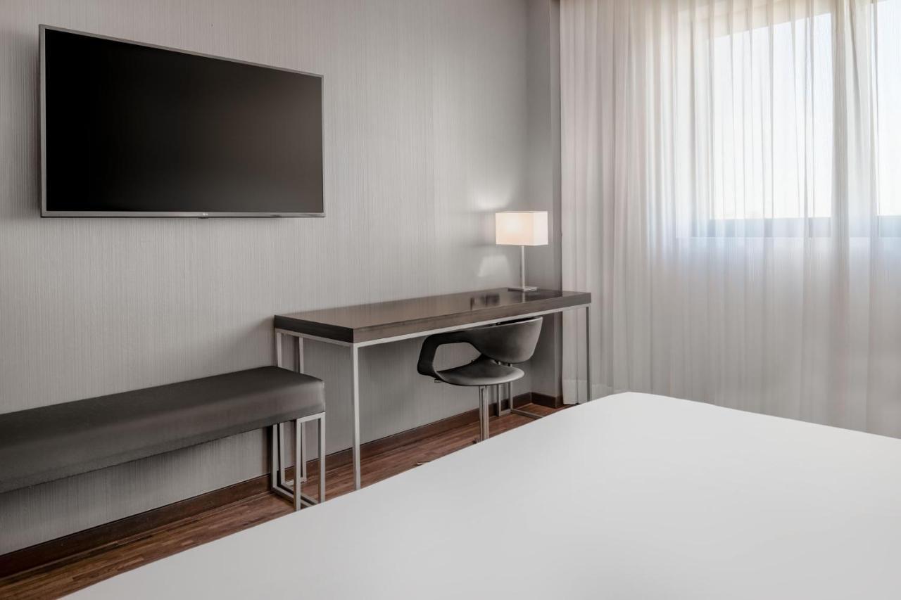 Ac Hotel By Marriott Pisa Exteriör bild