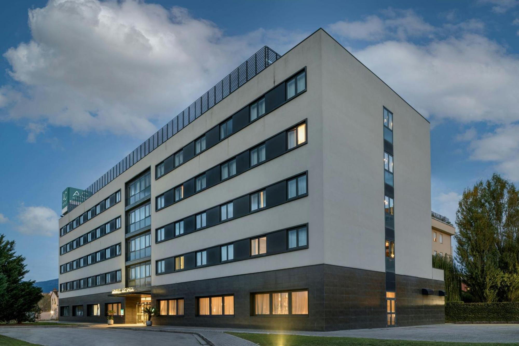 Ac Hotel By Marriott Pisa Exteriör bild