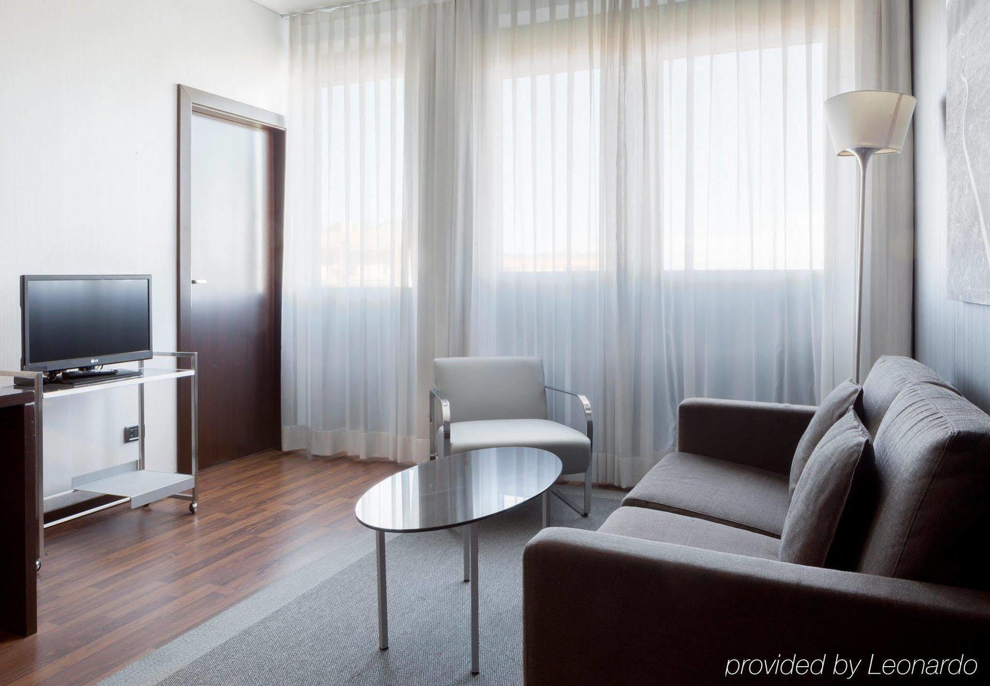 Ac Hotel By Marriott Pisa Exteriör bild